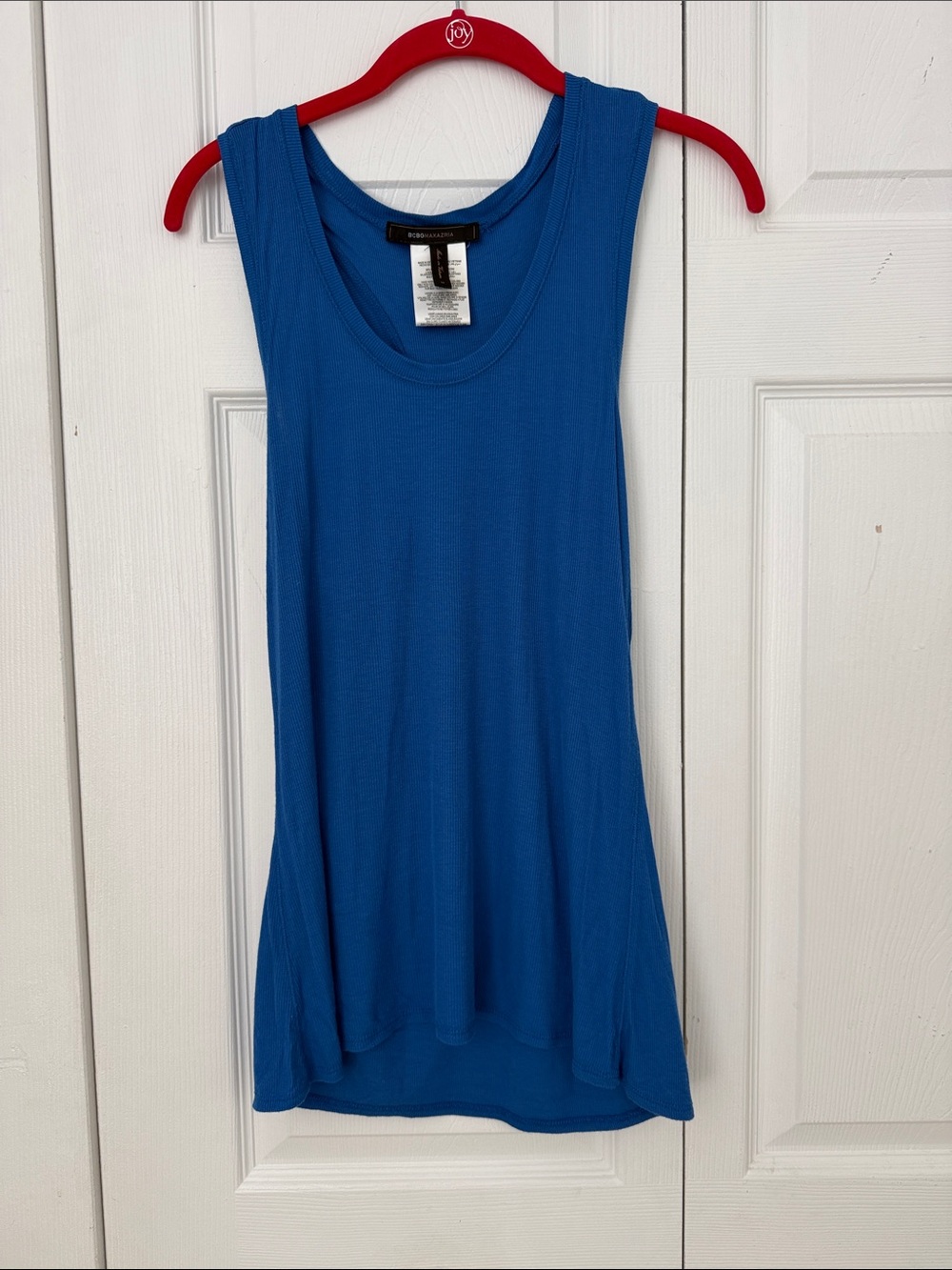 BCBGMaxAzria True Blue Scoop Neck Tank Size M